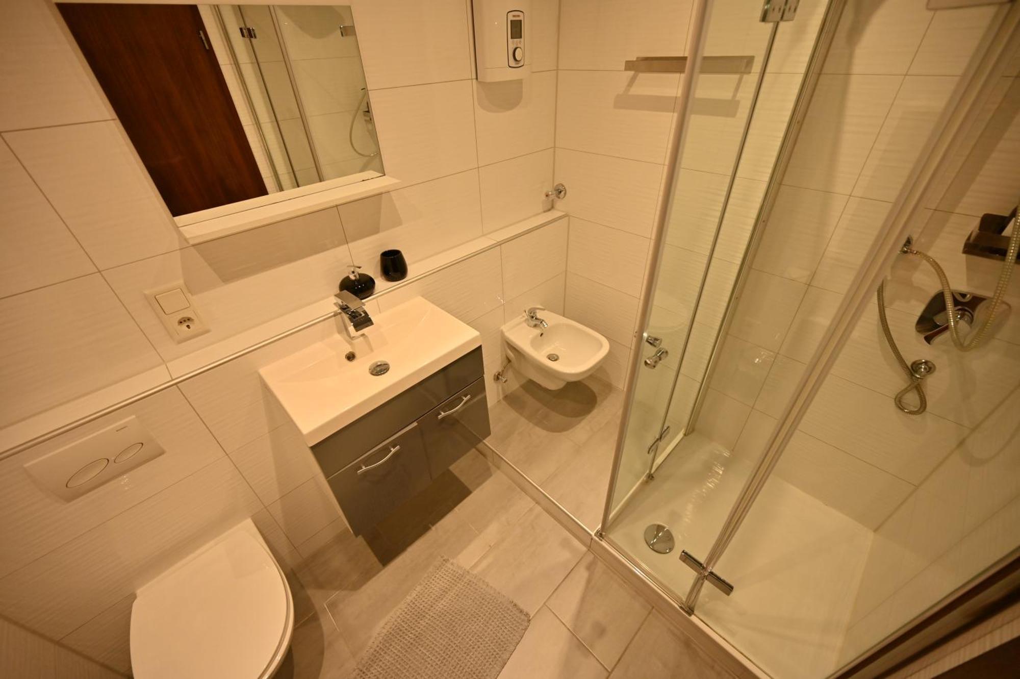 Gemuetliche 2zimmer Zentrums Und Bahnhofnah *